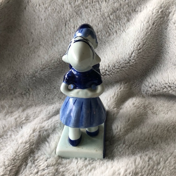 Hand-painted Vintage Delft Figurine - Holland - Picture 4 of 5